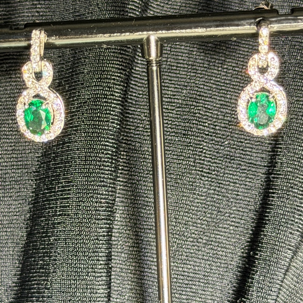 Elegant lab created Green emerald and Silver Earrings